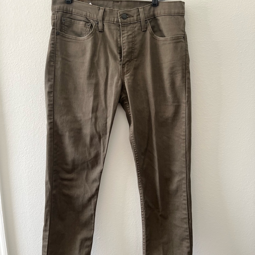 Levis Strawss Men's Slim Fit Brown Jeans